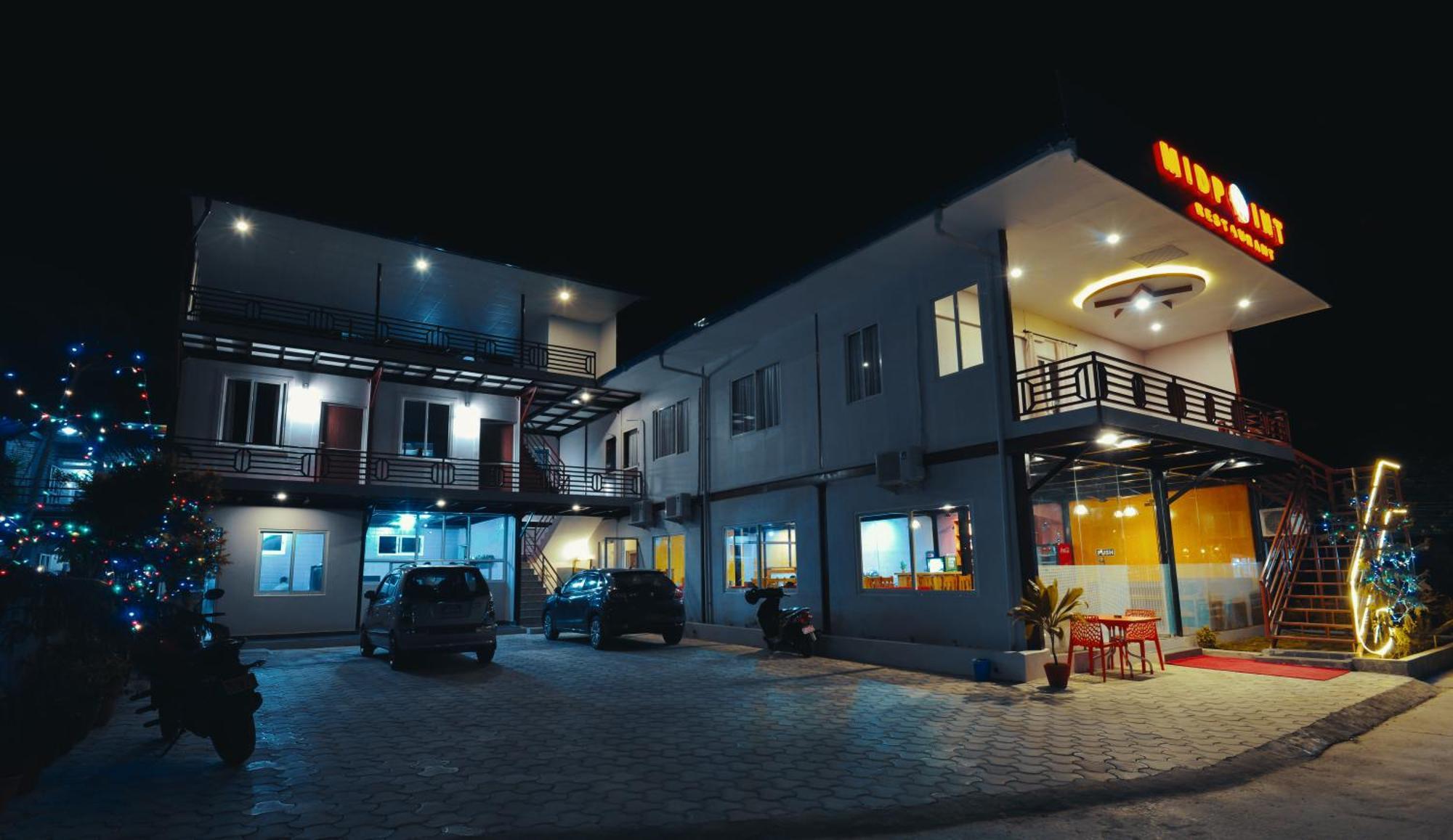 My Hotel Pokhara Buitenkant foto