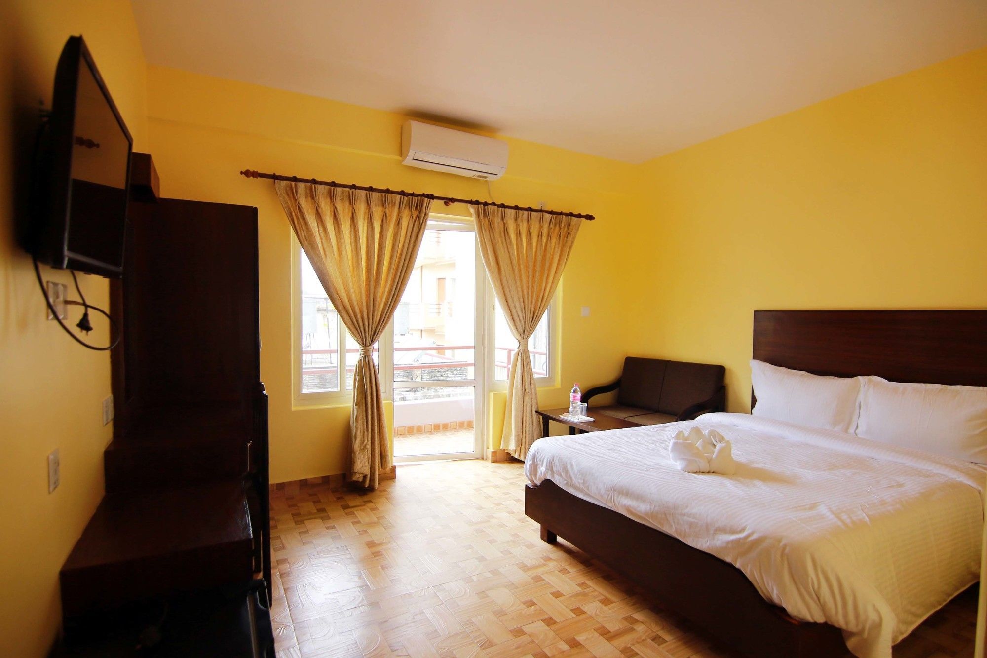 My Hotel Pokhara Buitenkant foto