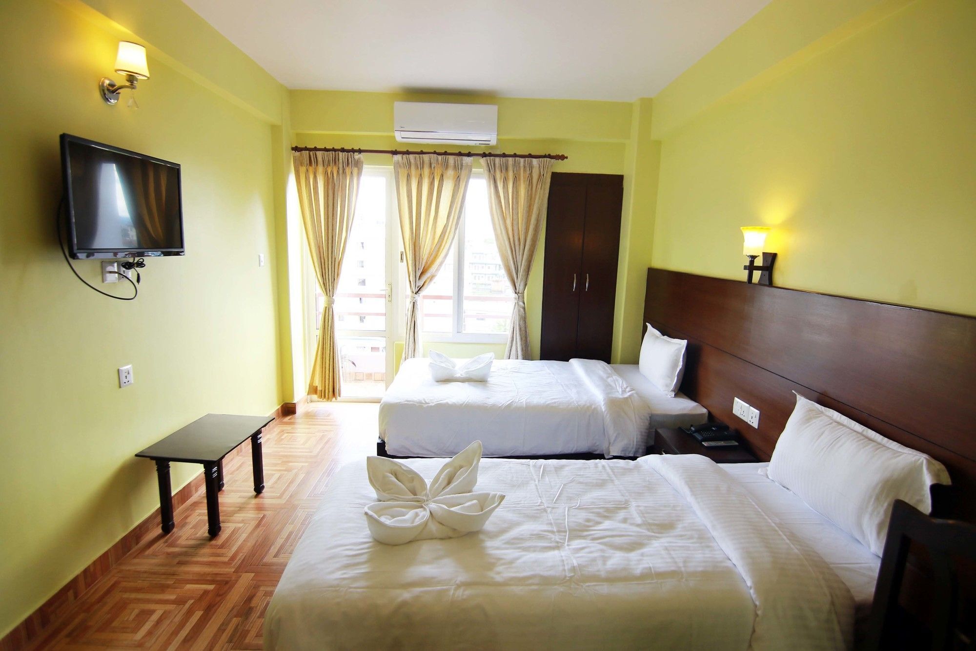 My Hotel Pokhara Buitenkant foto