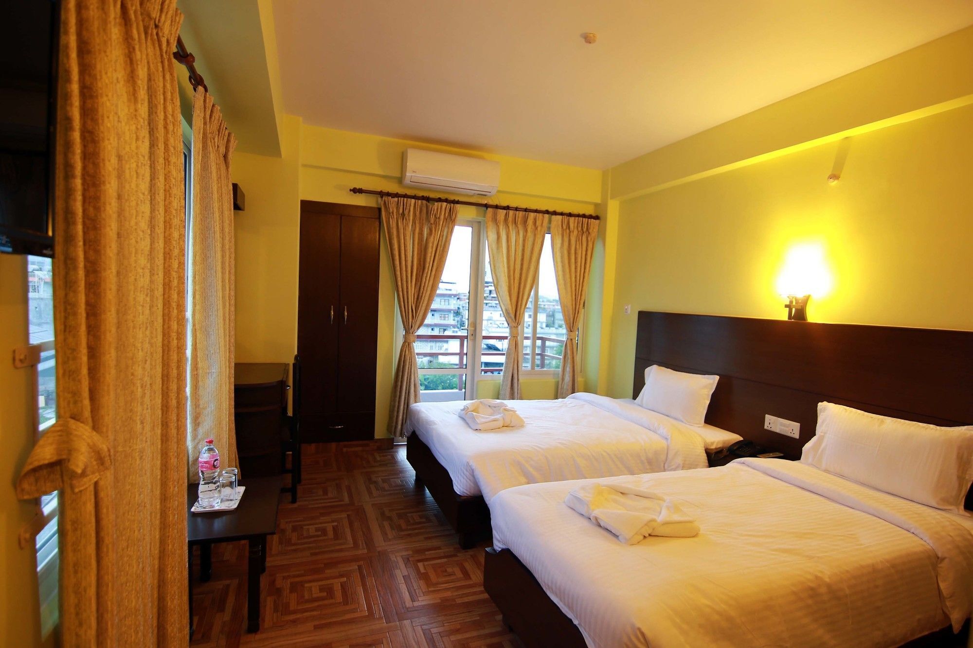 My Hotel Pokhara Buitenkant foto