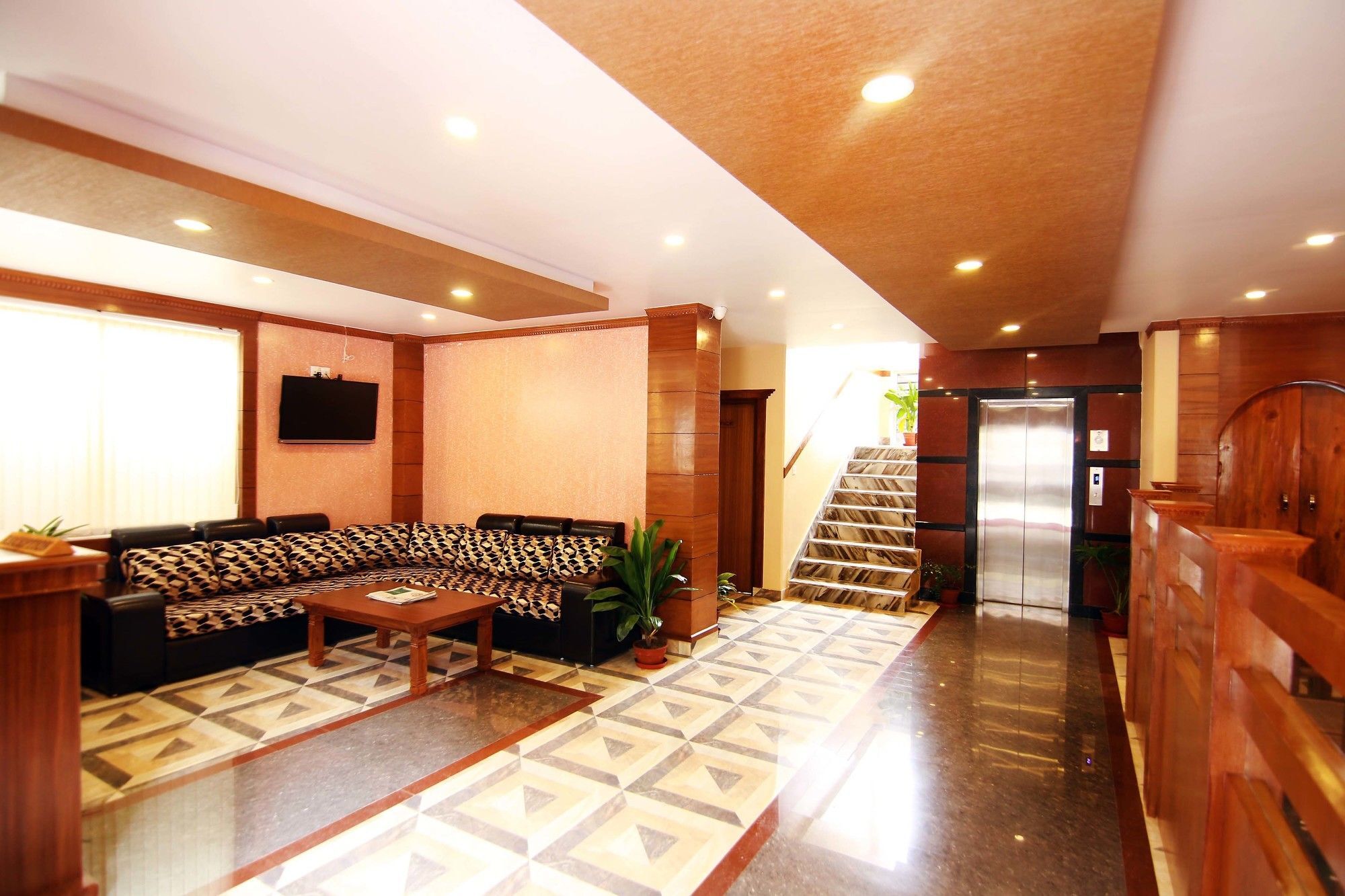 My Hotel Pokhara Buitenkant foto